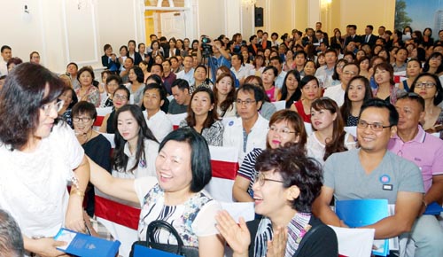 Căn hộ cao cấp vẫn hút khách ảnh 1